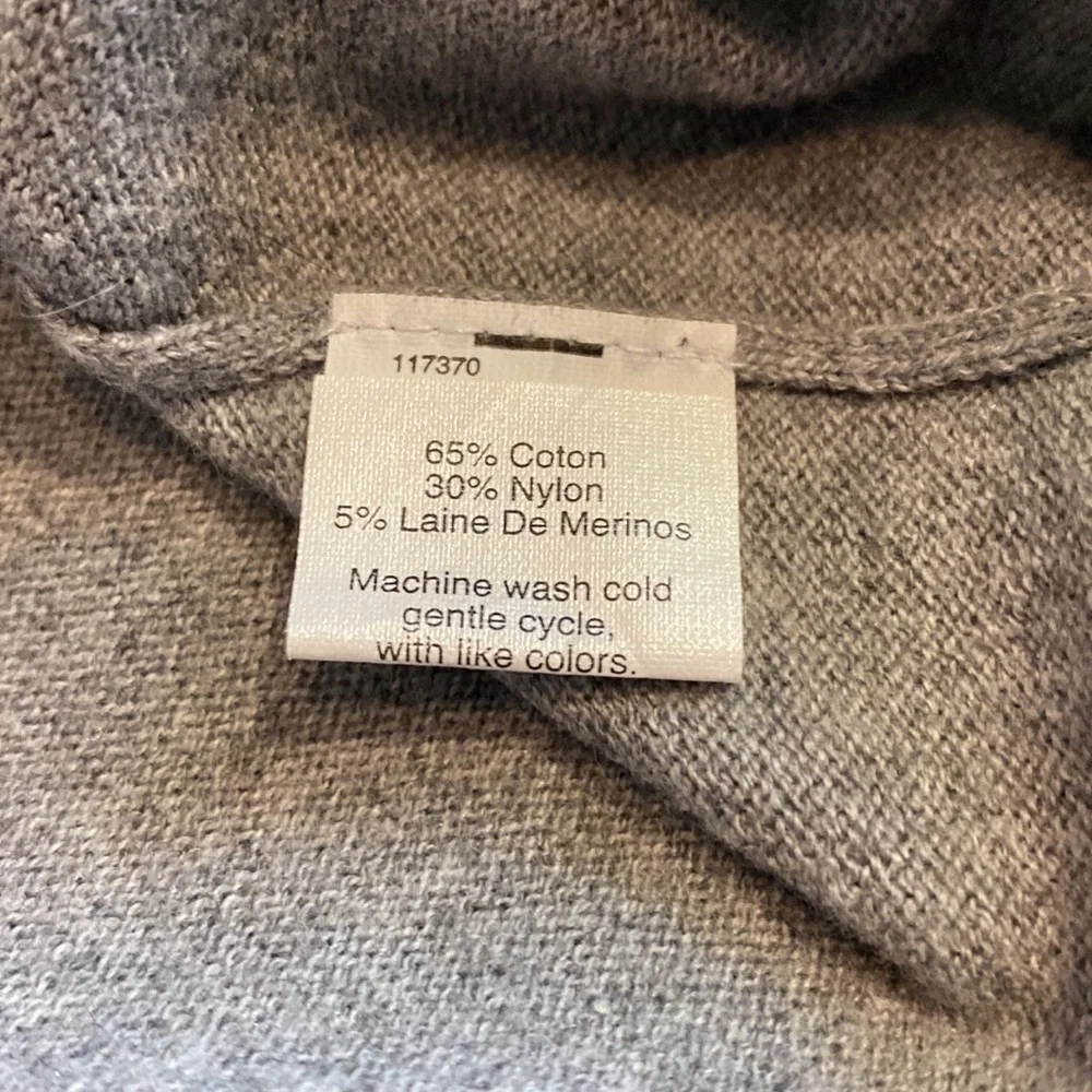 J. Crew Factory V-Neck long sleeve sweater. Size LT. Medium gray. Lightweight.